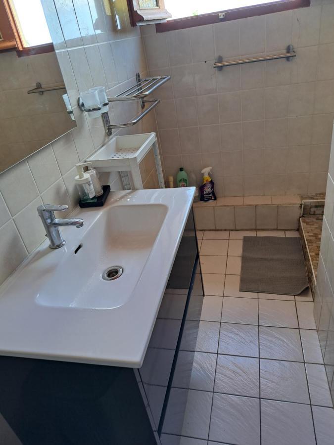 MAISON de VACANCES ANSES D'ARLET Les Anses-d'Arlet Extérieur photo